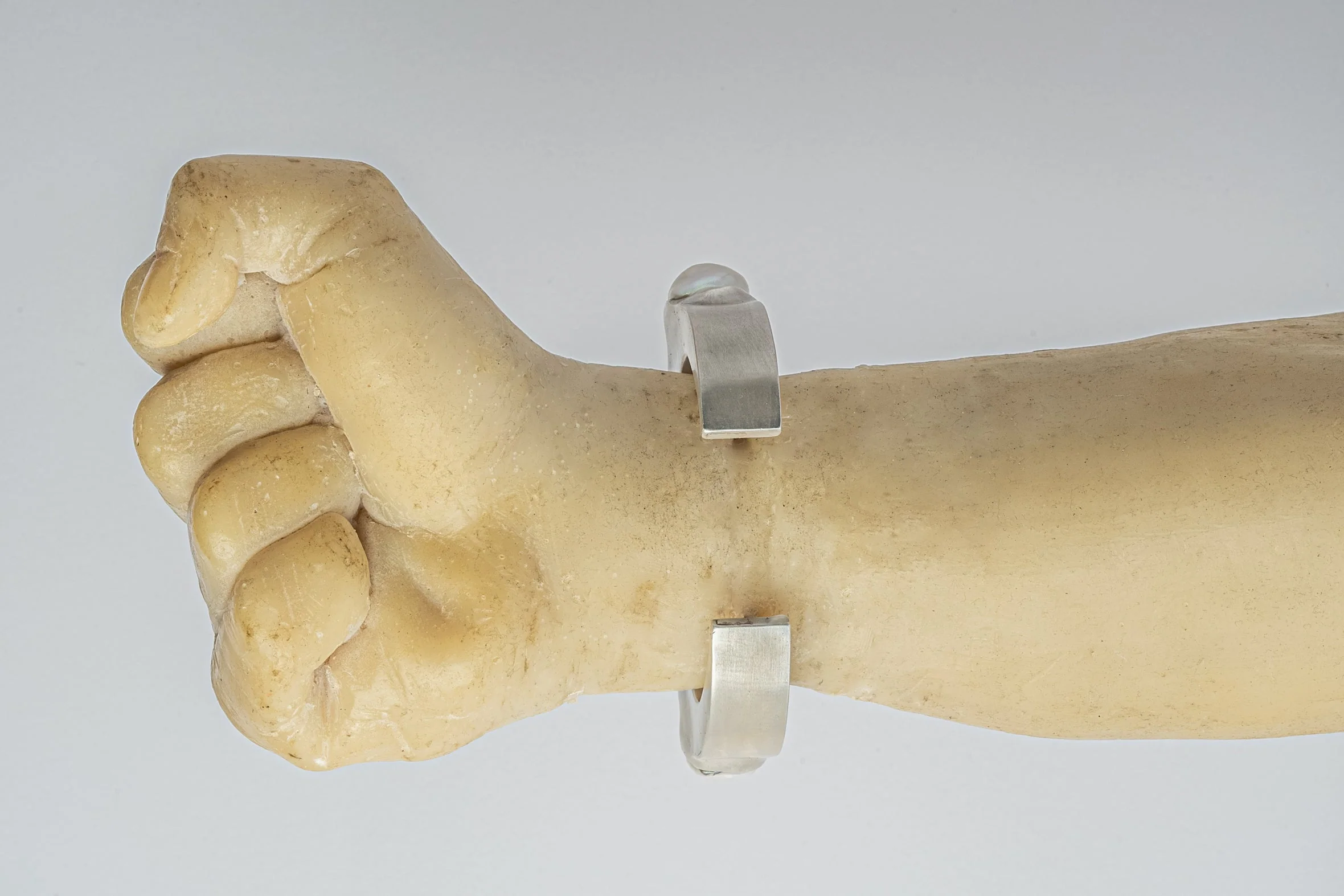 Crescent Bracelet (Terrestrial Surfaced, White Pearl, 15mm) - Image 5