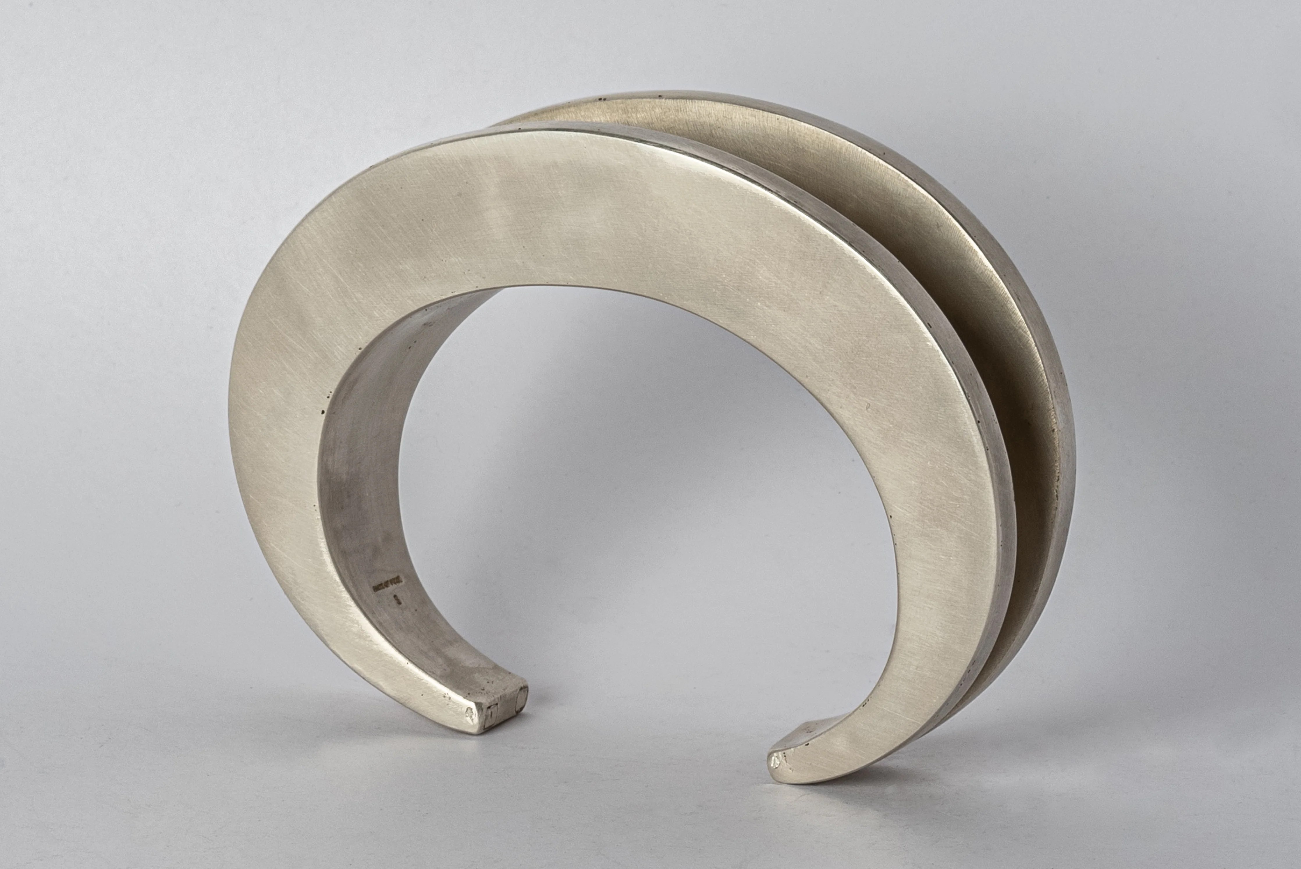 Crescent Channel Bracelet (Radiant Expansion, 10-27mm, AS) - Image 2