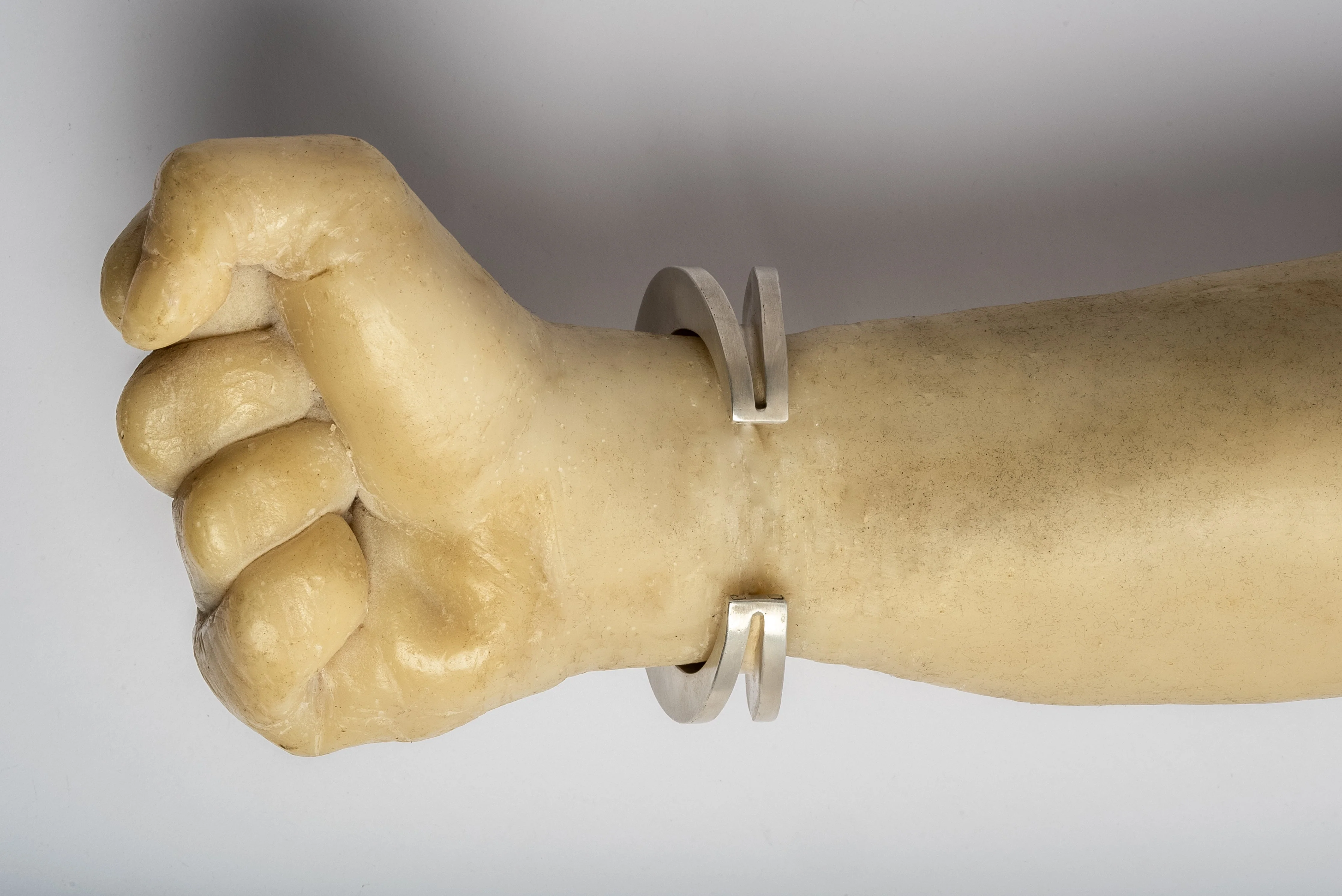 Crescent Channel Bracelet (Radiant Expansion, 10-27mm, AS) - Image 5