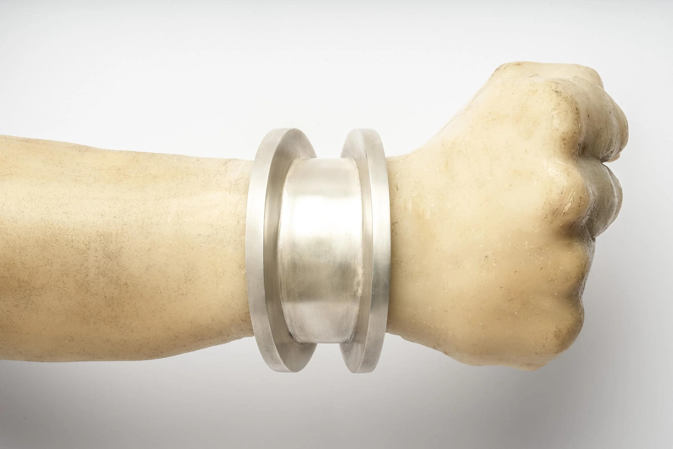 Crescent Channel Bracelet (Radiant Expansion, 15-50mm, AS) - Image 6