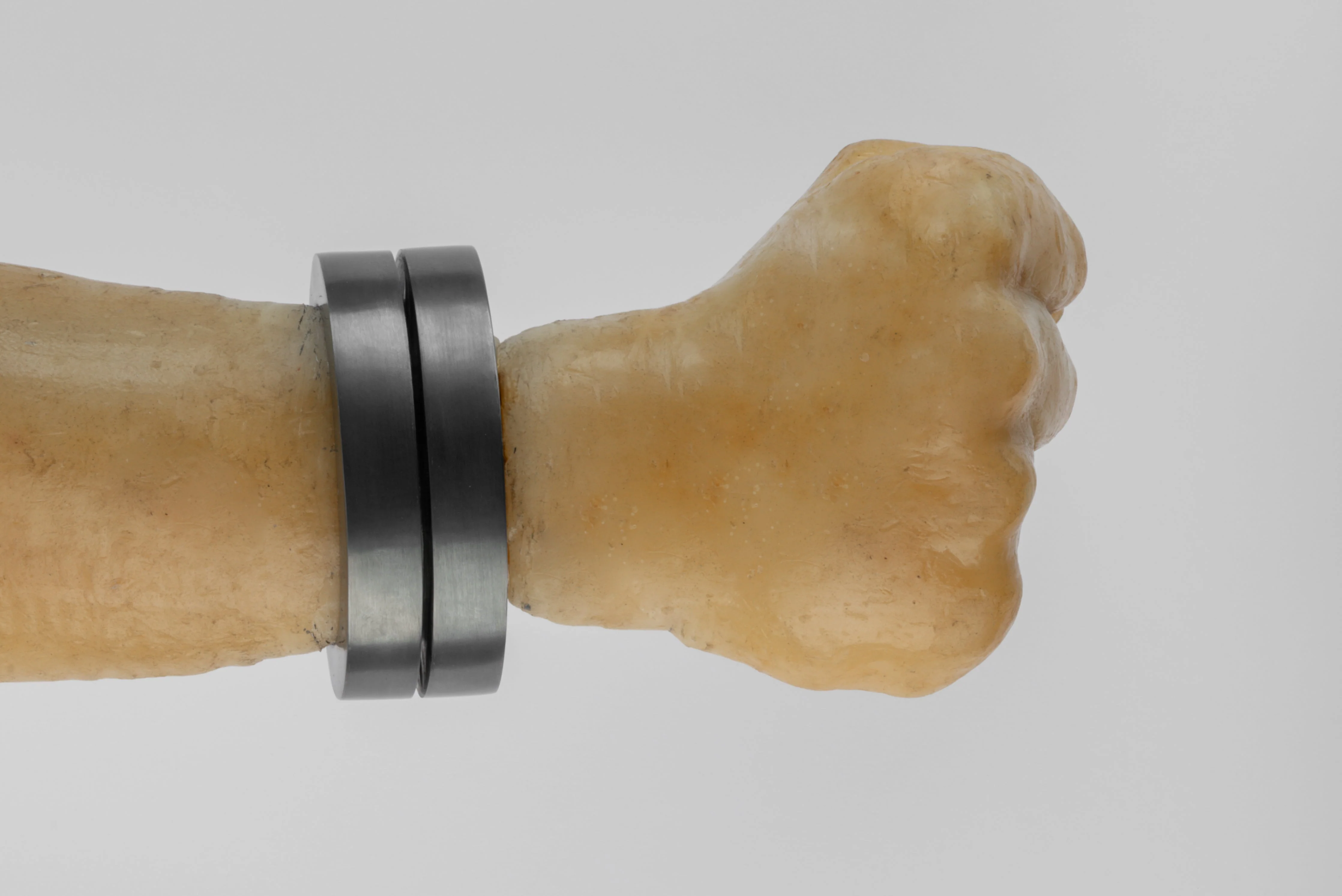 Crescent Crevice Bracelet v2 (30mm, KA) - Image 4