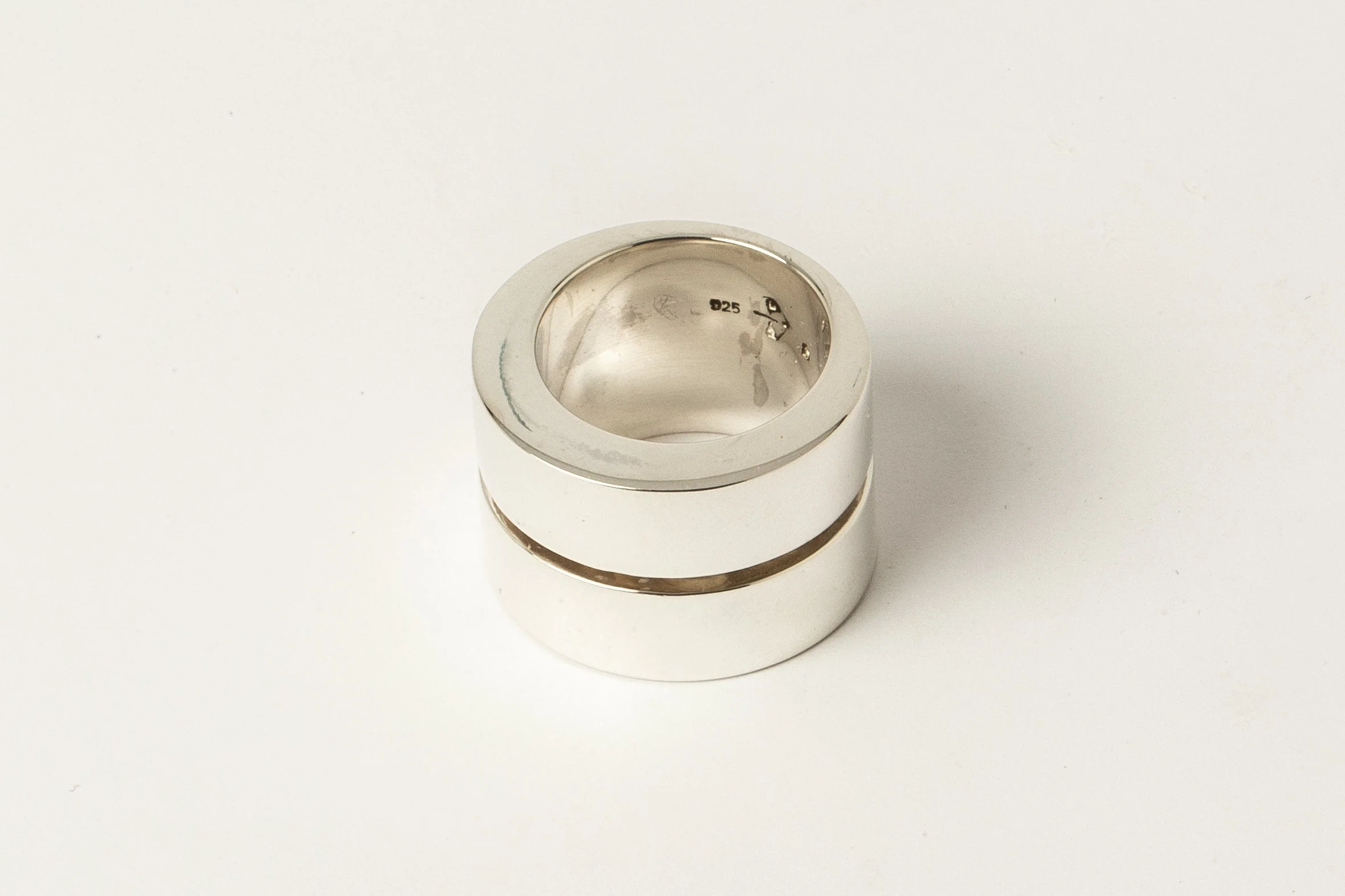 Crescent Crevice Ring (17mm, PA) - Image 6