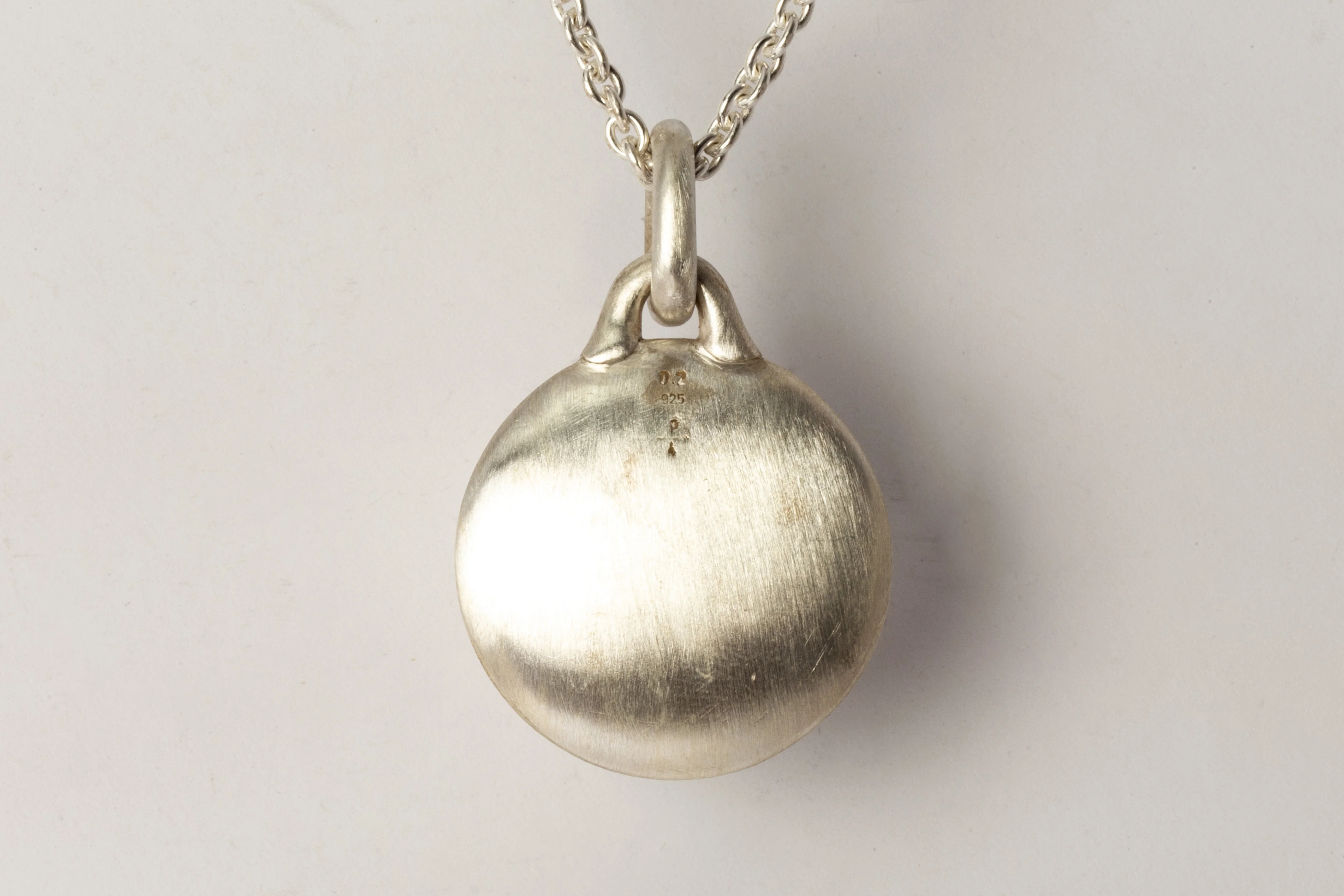 Disk Necklace (0.2 CT, Tiny Faceted Diamond Slab, 35mm) - Image 5