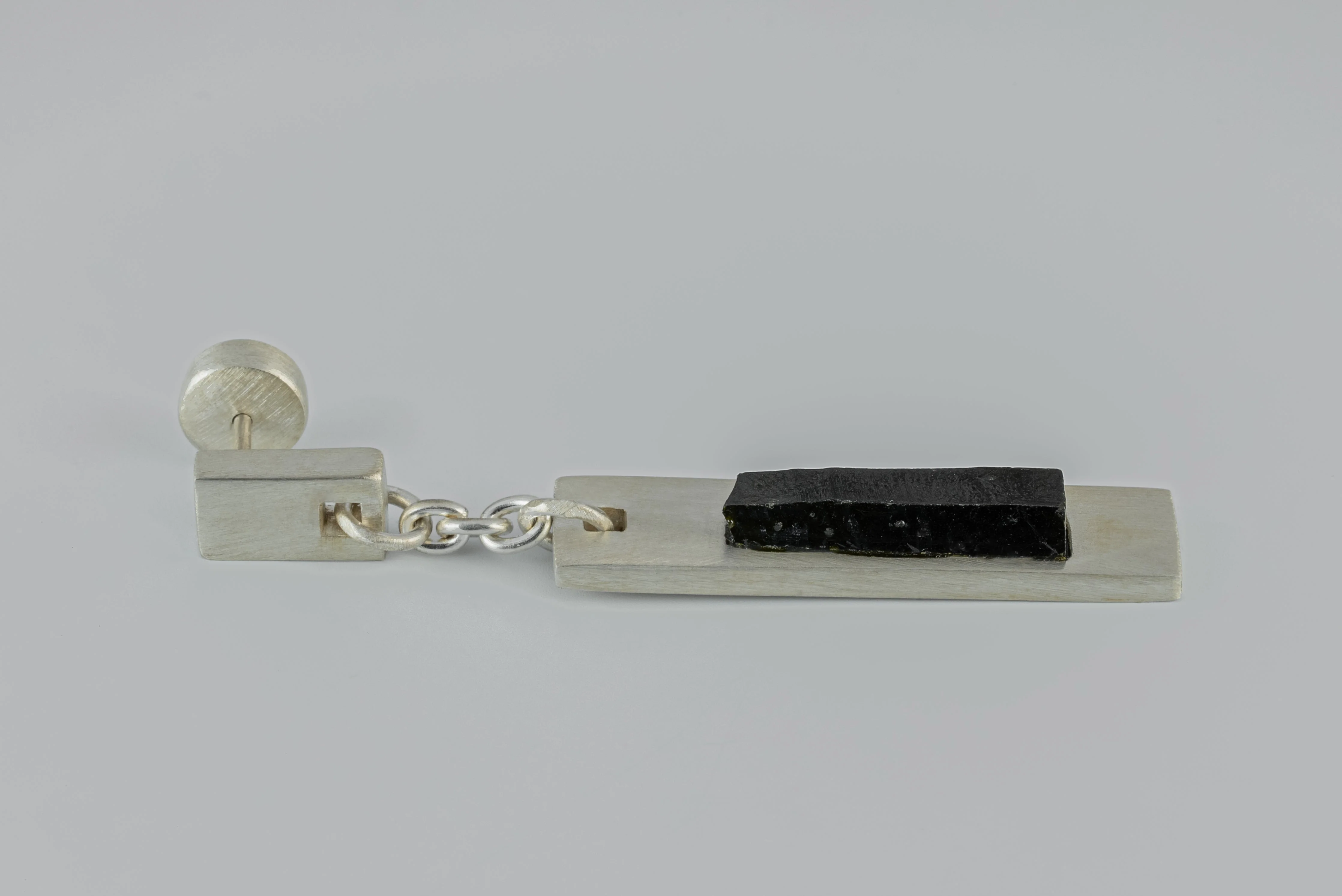 Plate Dangle Earring (Zincite, MA+ZIN) - Image 3