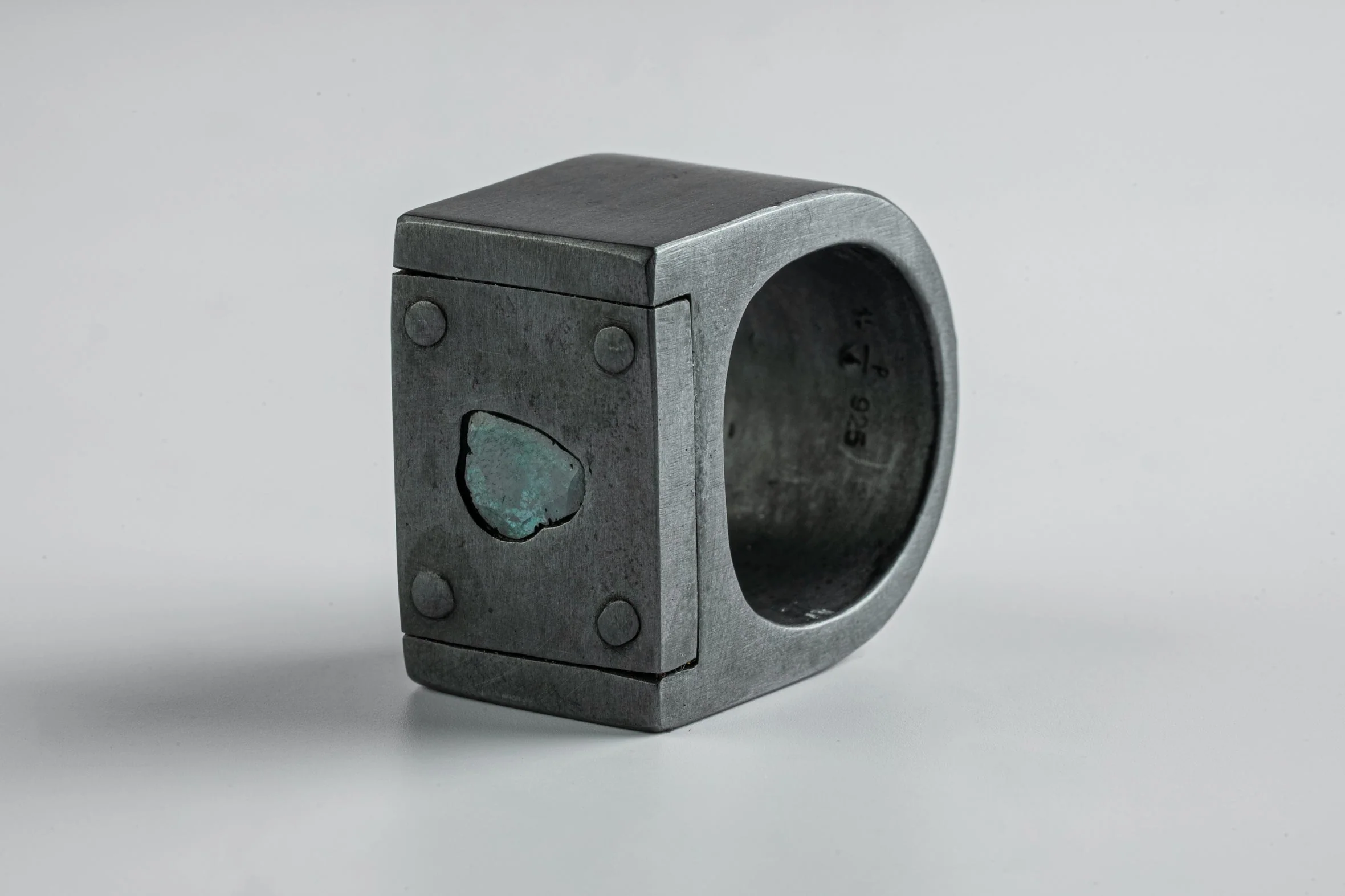 Plate Ring Single (0.4 CT, Blue Diamond Slab, 17mm, KA+BDIA) - Image 2