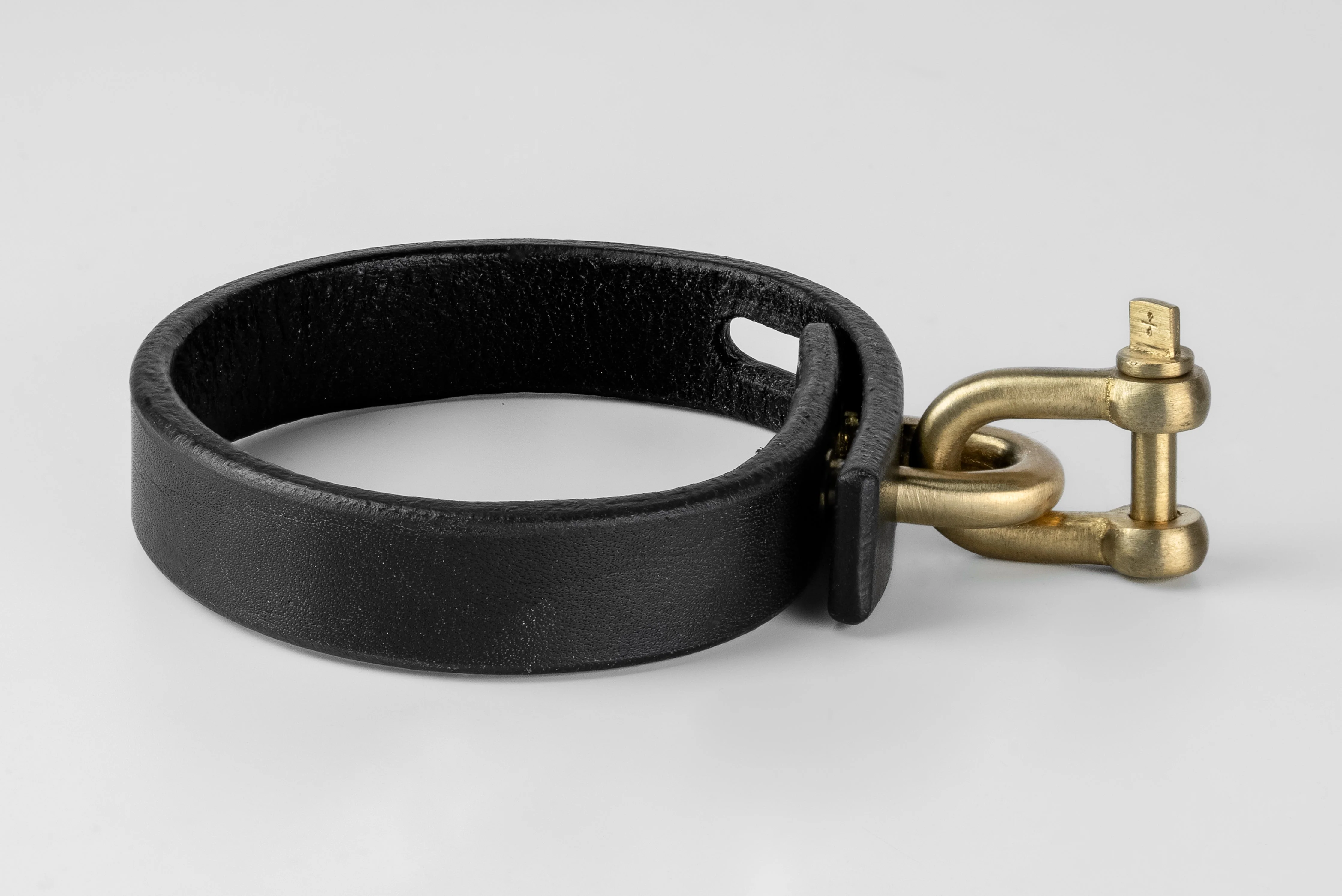 Restraint Charm Bracelet (15mm, BLK+MR) - Image 3