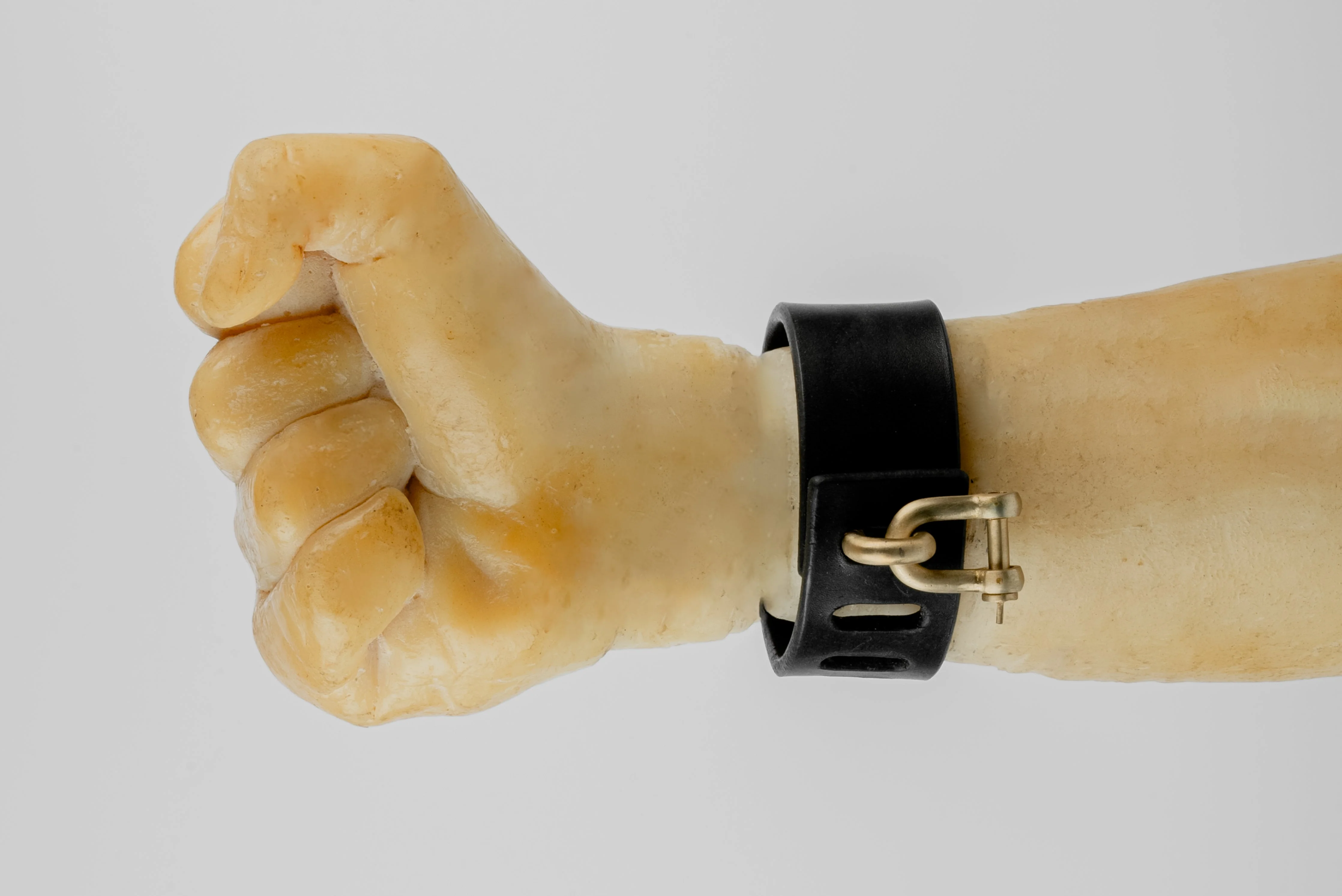 Restraint Charm Bracelet (30mm, BLK+MR) - Image 5