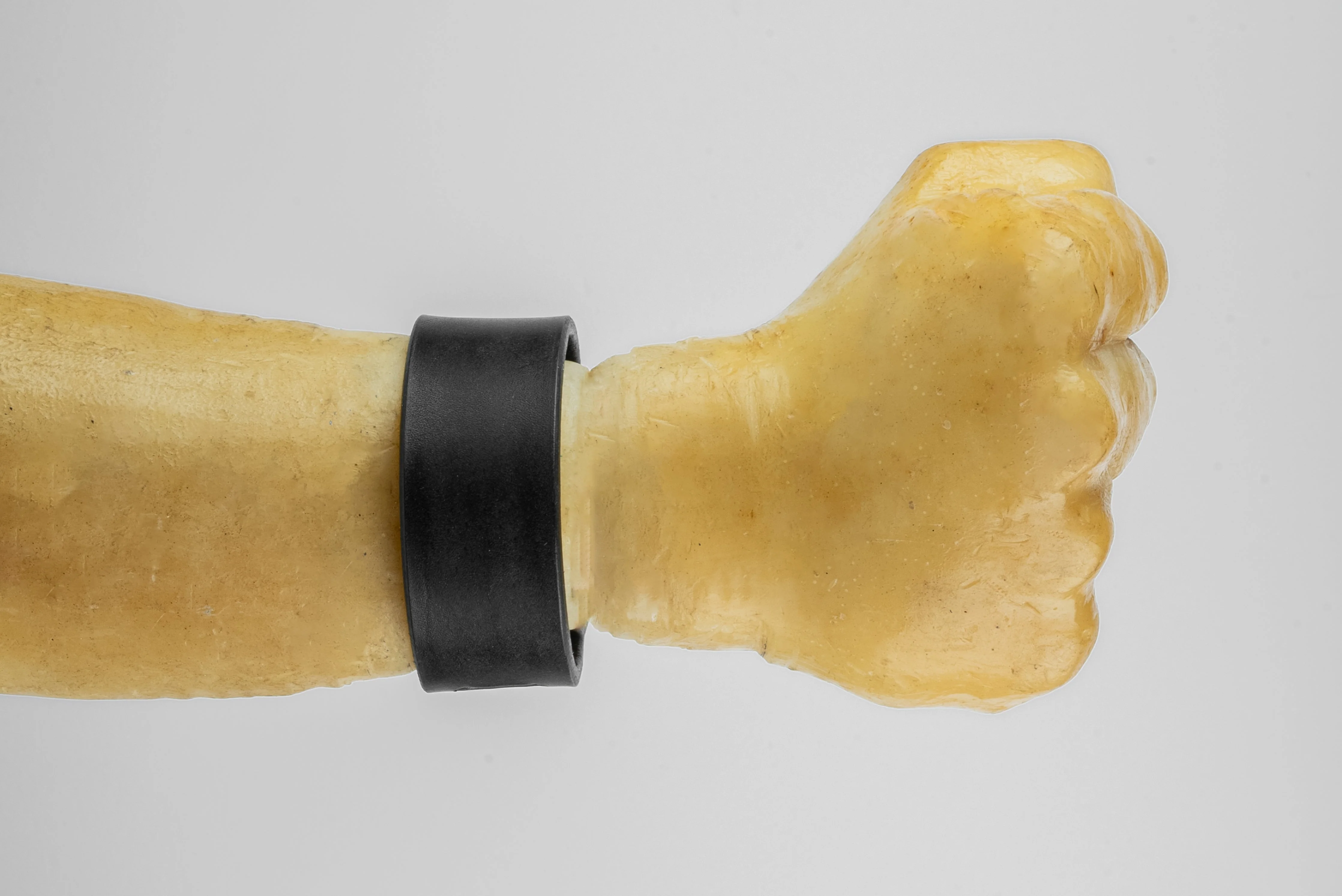 Restraint Charm Bracelet (30mm, BLK+MR) - Image 6