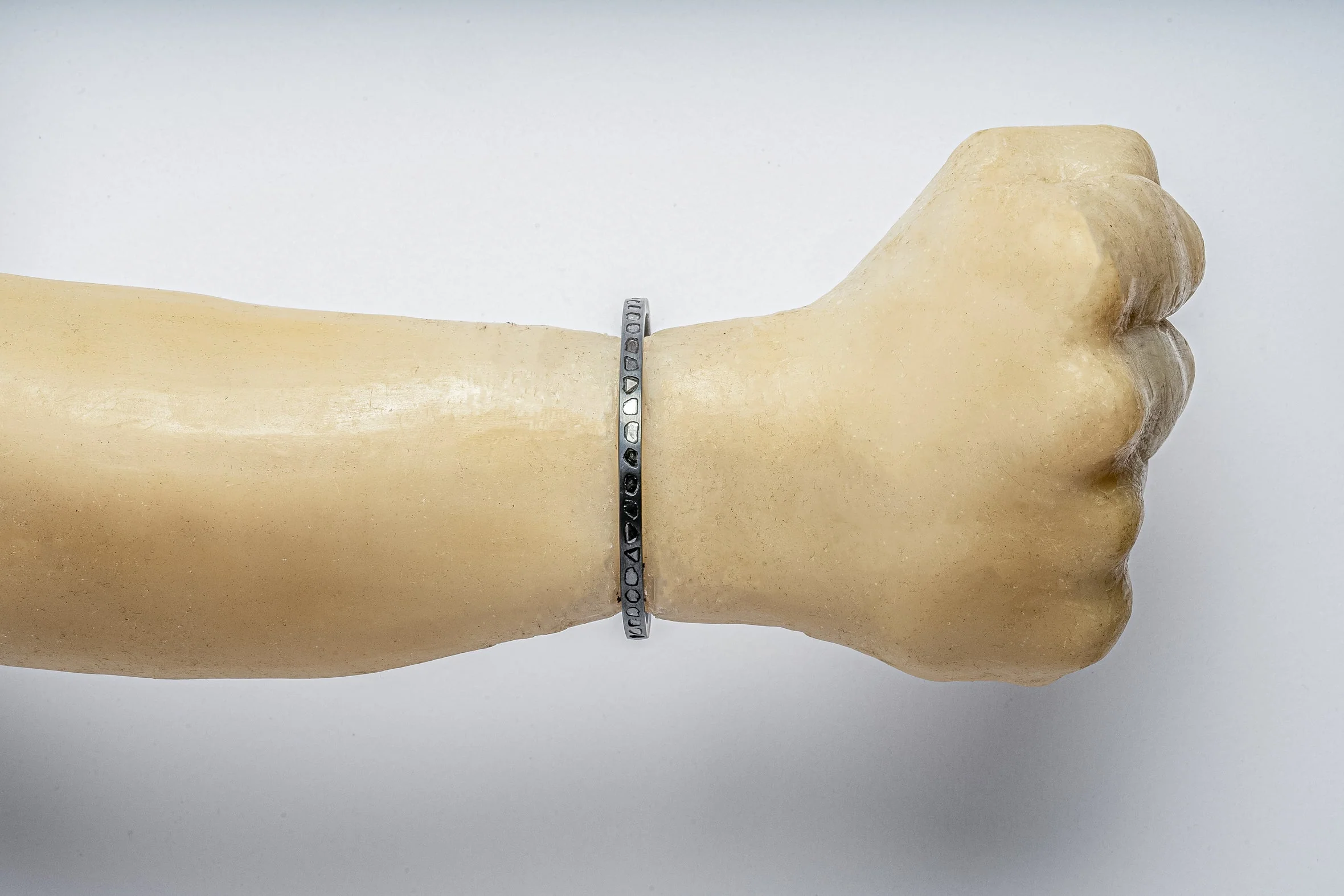 Sistema Bangle (Fuse, Mega Pavé, 4mm, KA18K+DIA) - Image 7
