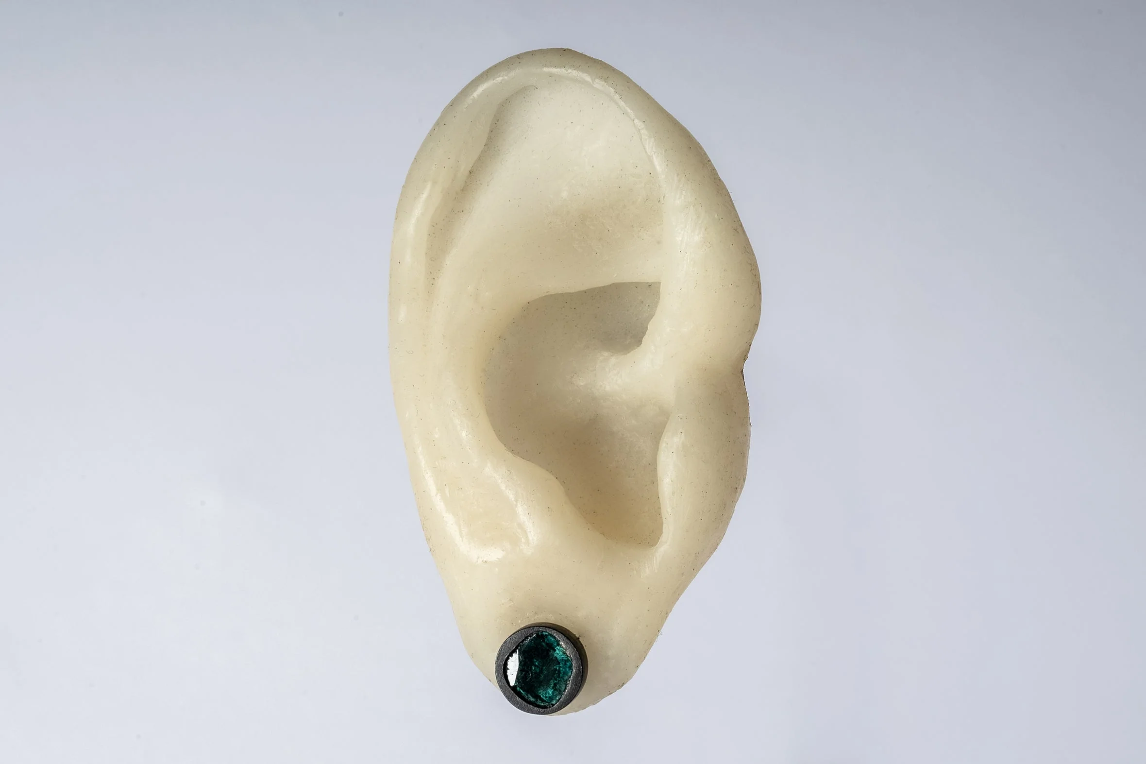 Stud Earring (0.2 CT, Blue Diamond Slab, KA+BDIA) - Image 2