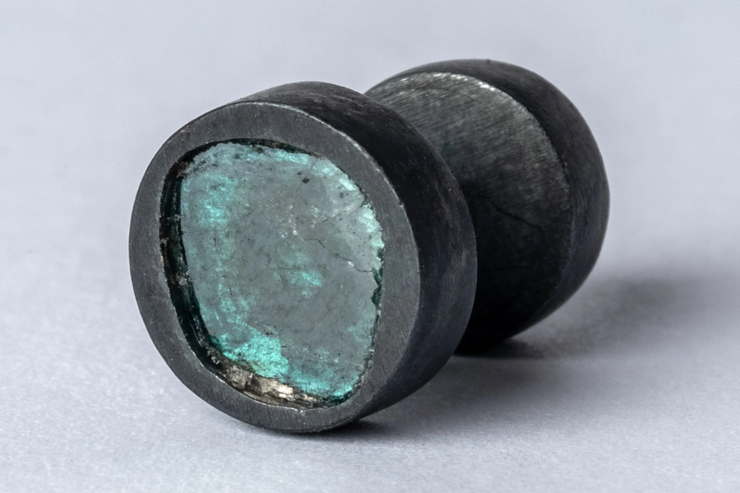 Stud Earring (0.2 CT, Blue Diamond Slab, KA+BDIA) - Image 3