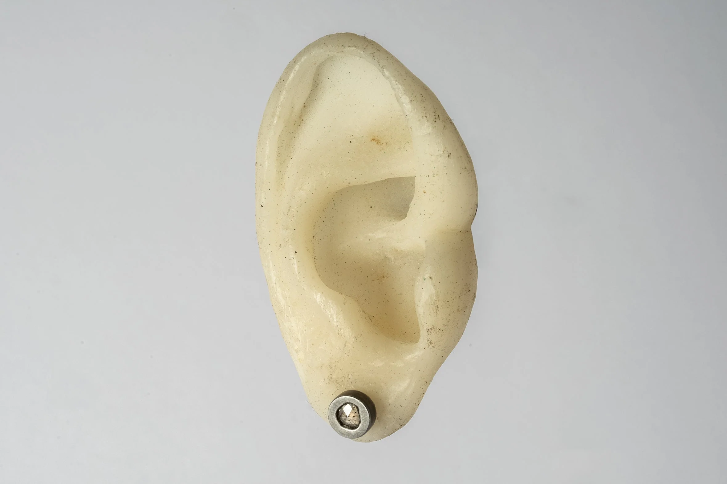 Stud Earring (0.2 CT, Tiny Faceted Diamond Slab, DA+FCDIA) - Image 2