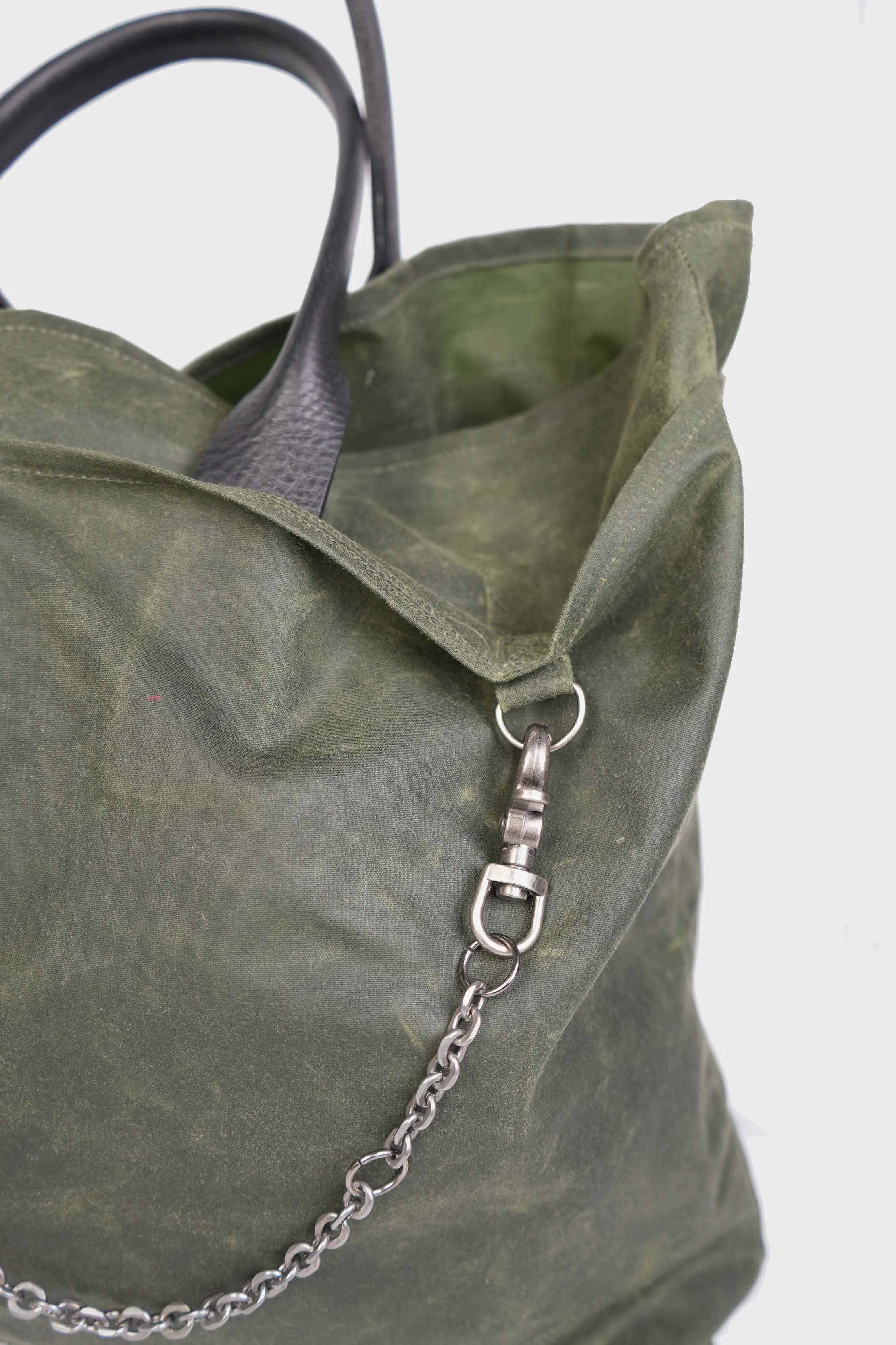 U BROKE ME WAXED CANVAS TOTE BAG GREEN - Image 5