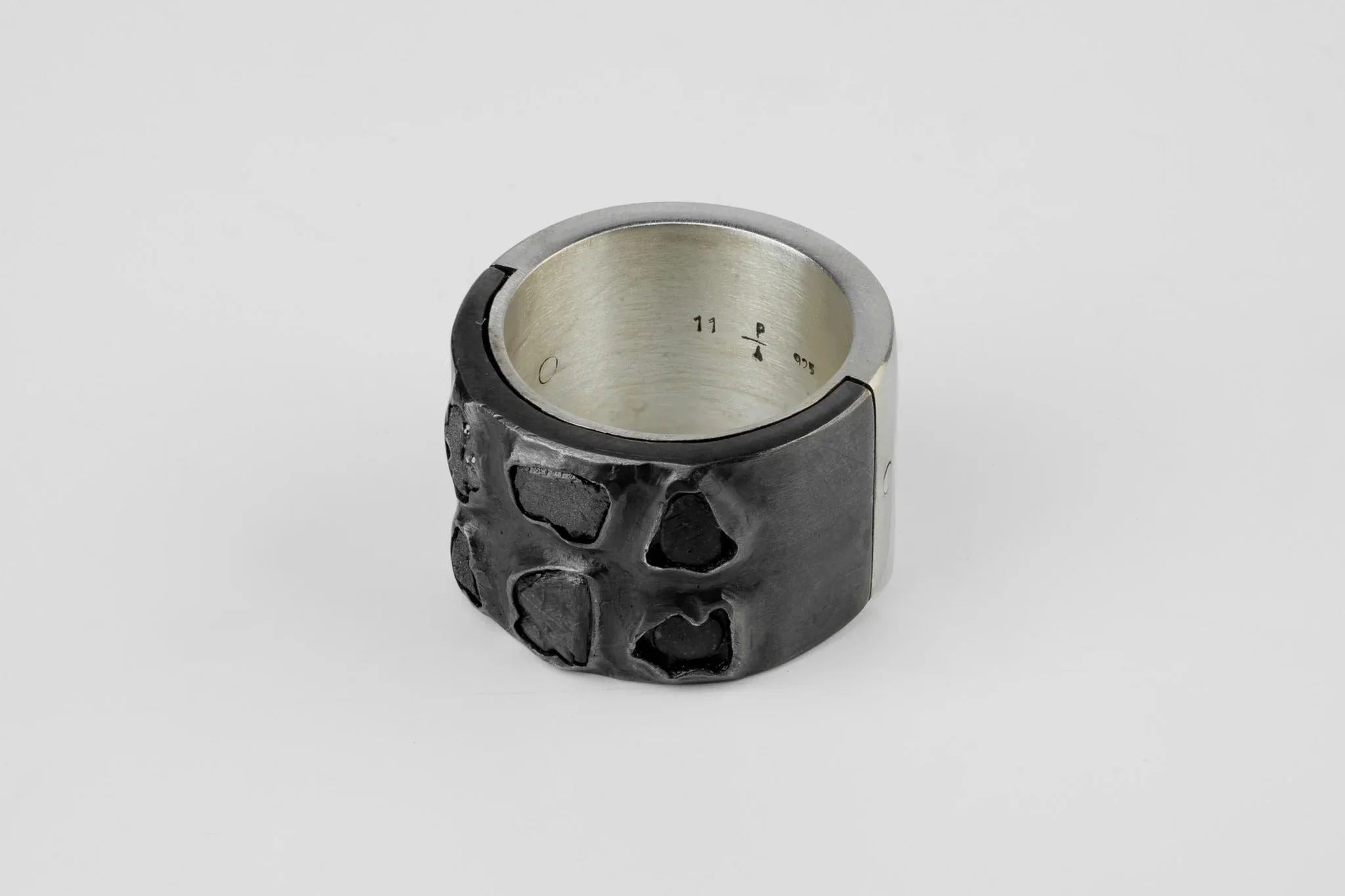 Sistema Ring (Terrestrial Surfaced, 1.6 CT, 6 Black Diamond Fragments, 17mm, MA+KA+KFRDIA) - Image 3