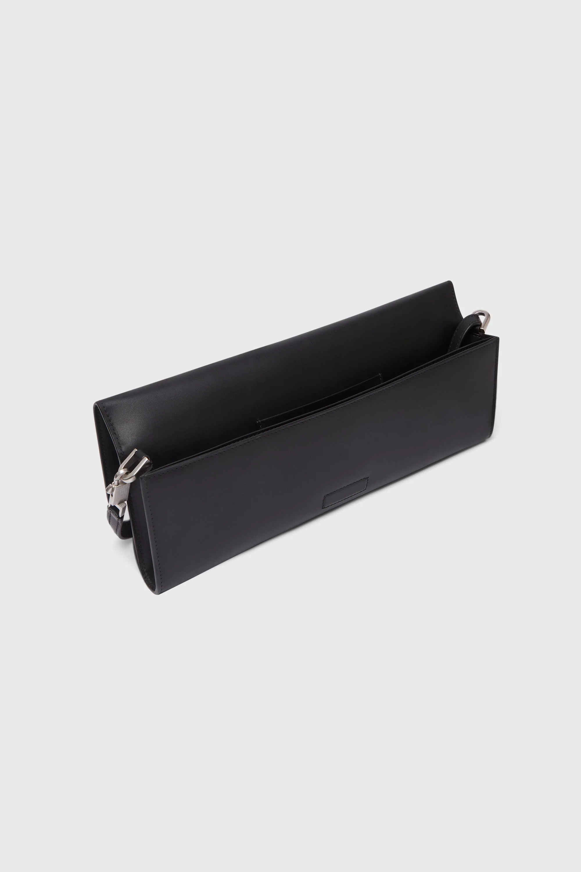 BAGUETTE CLUTCH - Image 3