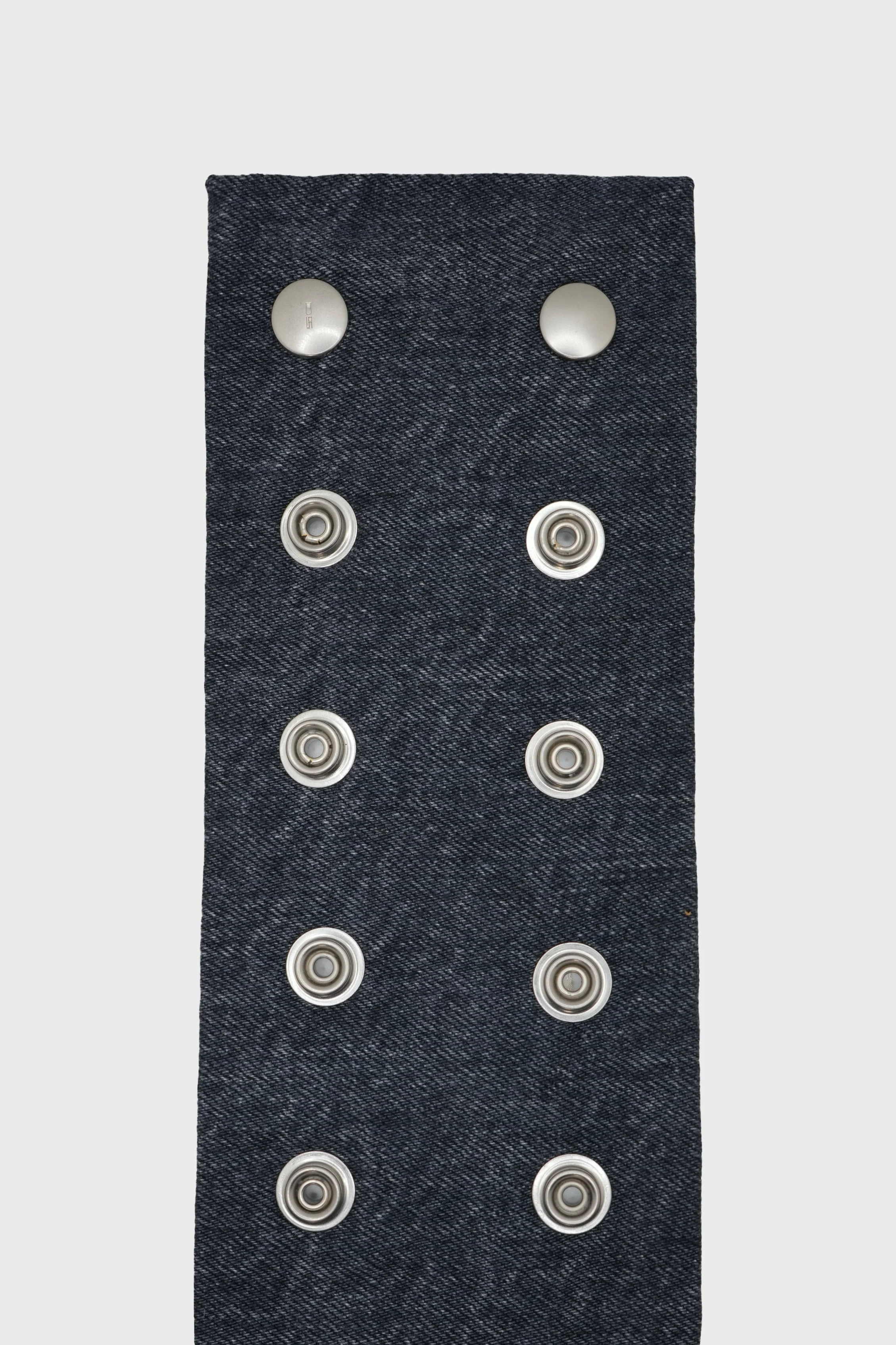 STROBE NECK BAND WASHED GREY - Image 2