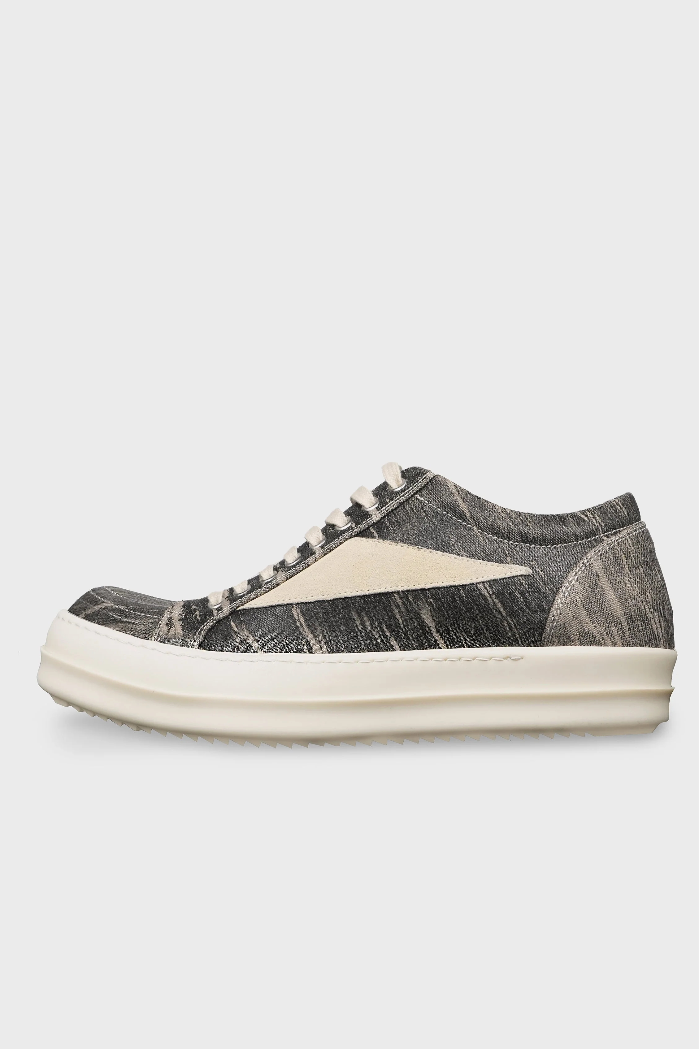 VINTAGE SNEAKS BLACK WASHED FOIL - Image 3