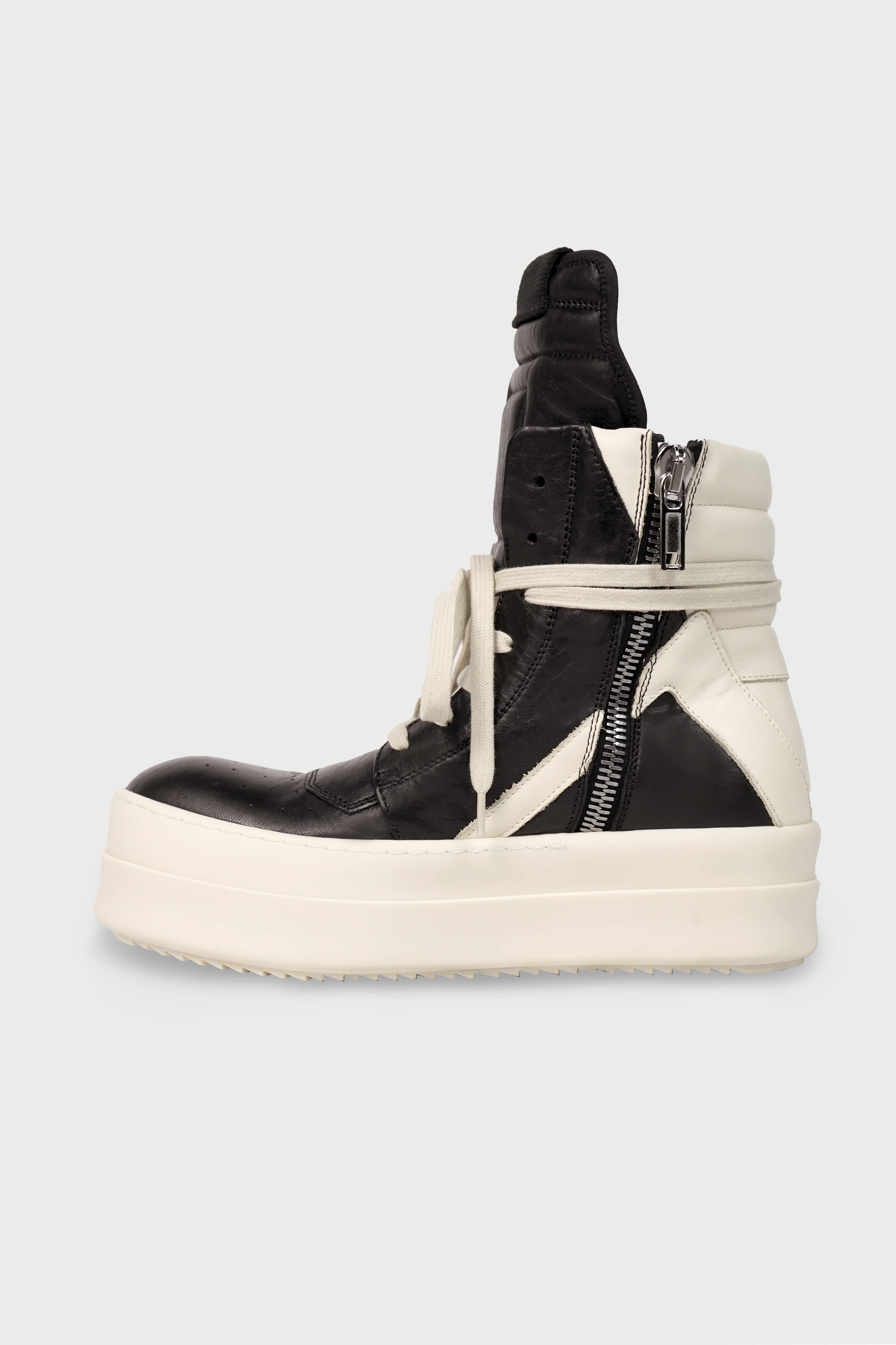 MEGA BUMPER GEOBASKET BLACK/MILK/MILK - Image 3