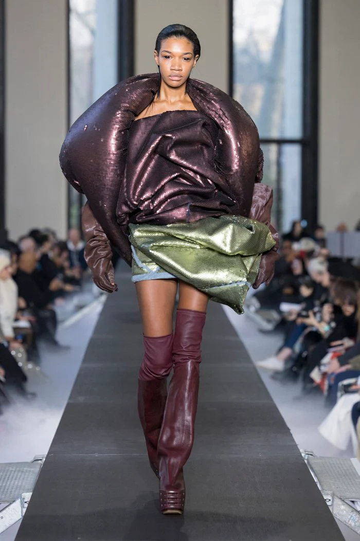 SEQUINNED DONUT - Image 2