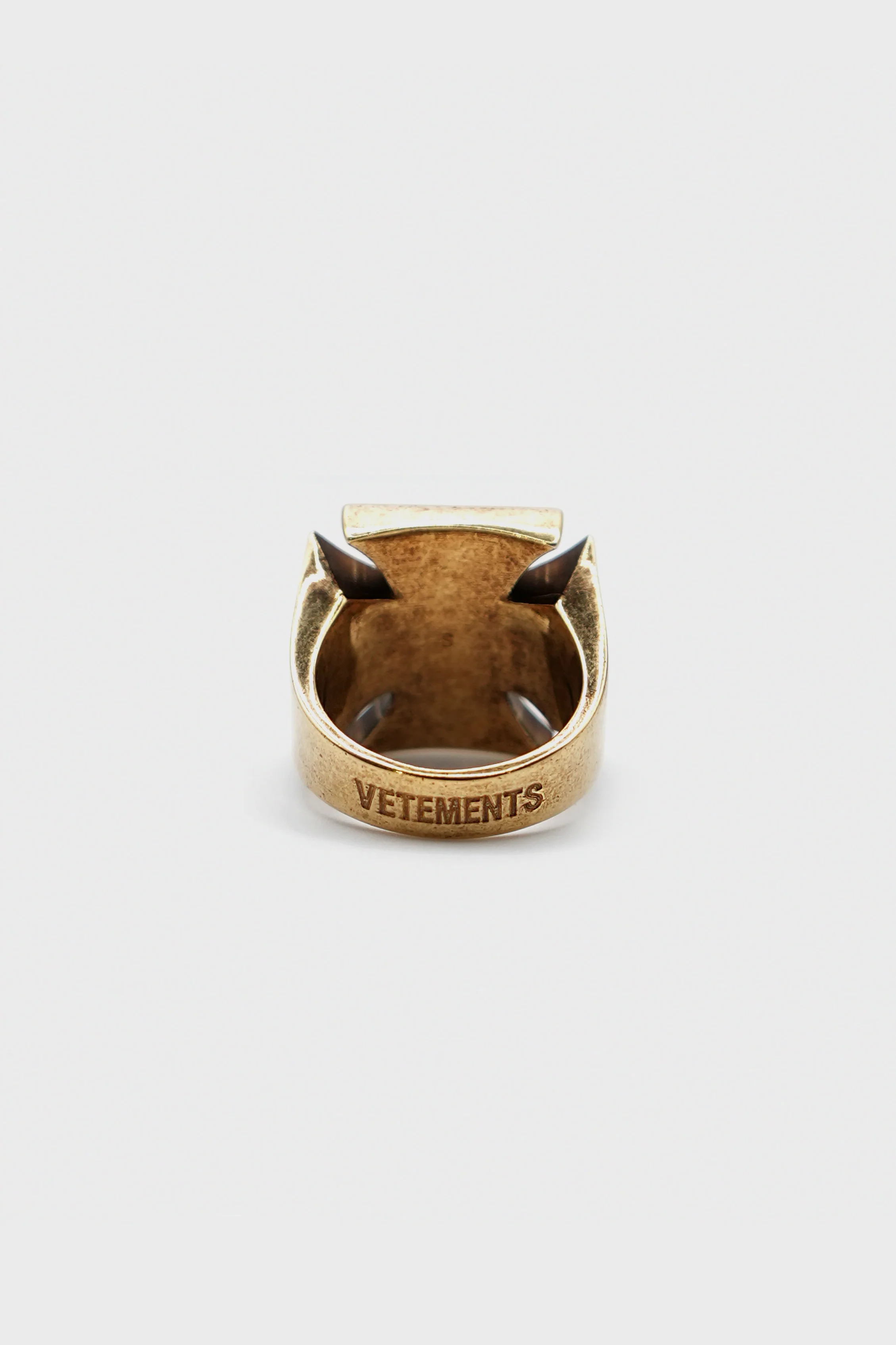 BIKER CROSS LOGO RING GOLD - Image 2