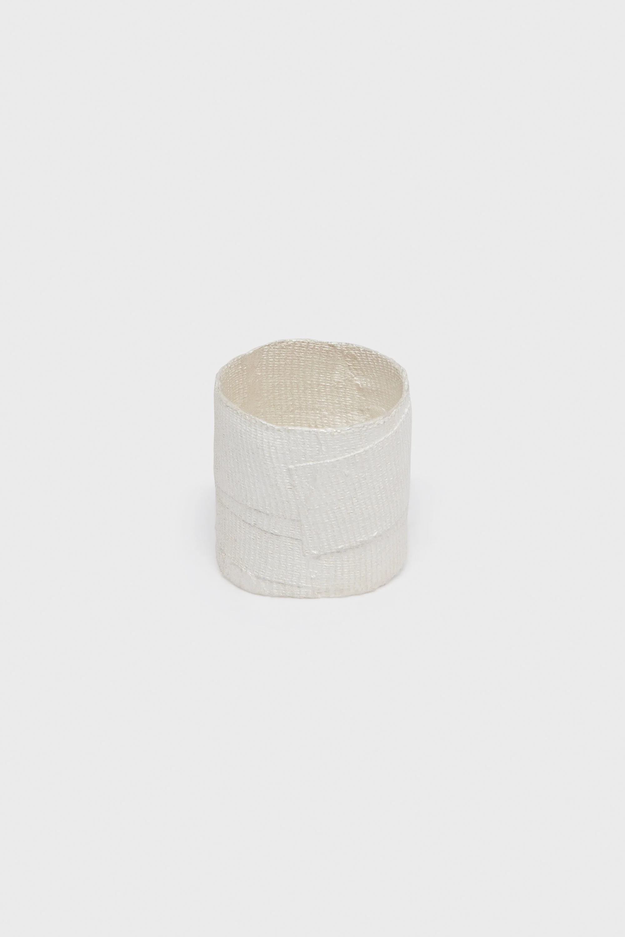 VTGR02 WHITE BANDAGE RING - Image 3