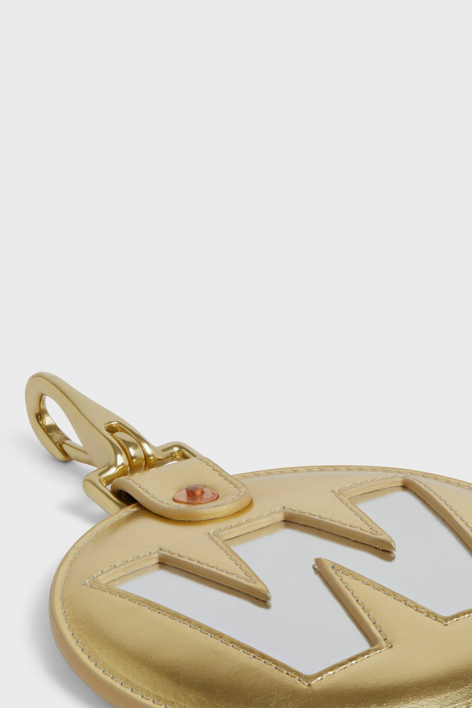 W-CHARM BIG + HOOK - Image 3