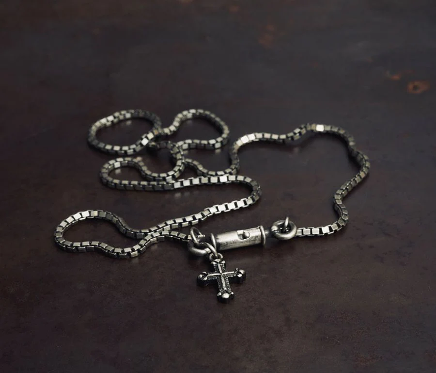 NECKLACE SYMBOL CROSS - Image 2