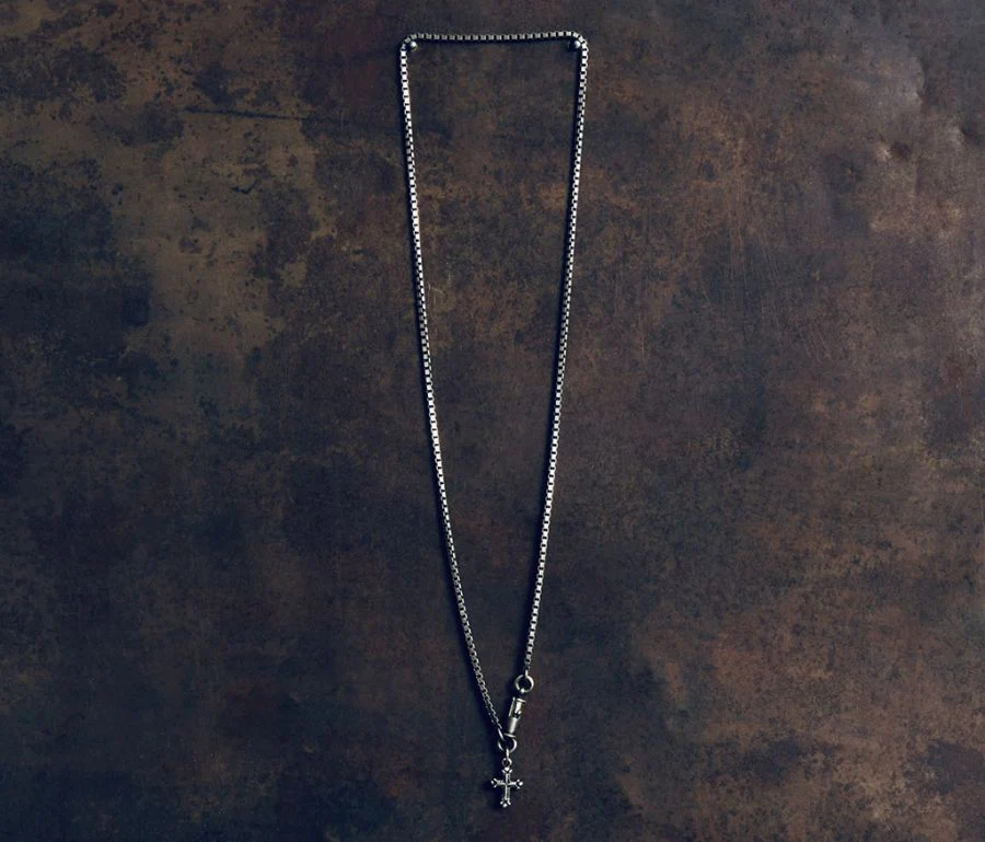 NECKLACE SYMBOL CROSS - Image 3