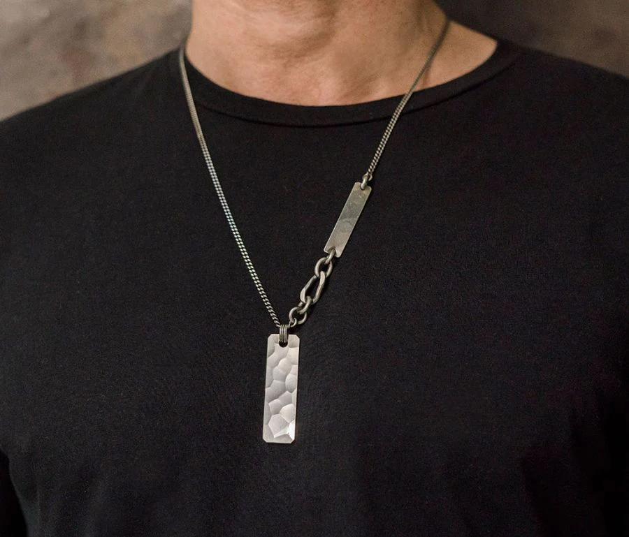 NECKLACE TAG HAMMERED - Image 2