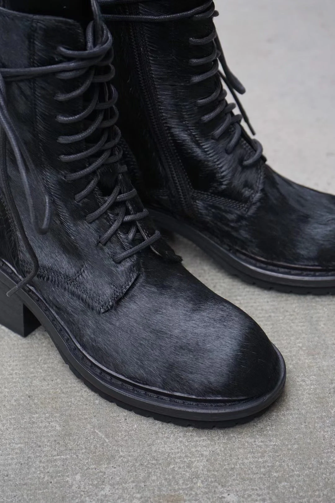 WOMENS CALF HAIR LACED BLOCK HEEL ZIP BOOTS - CHIRO NERO - Image 3