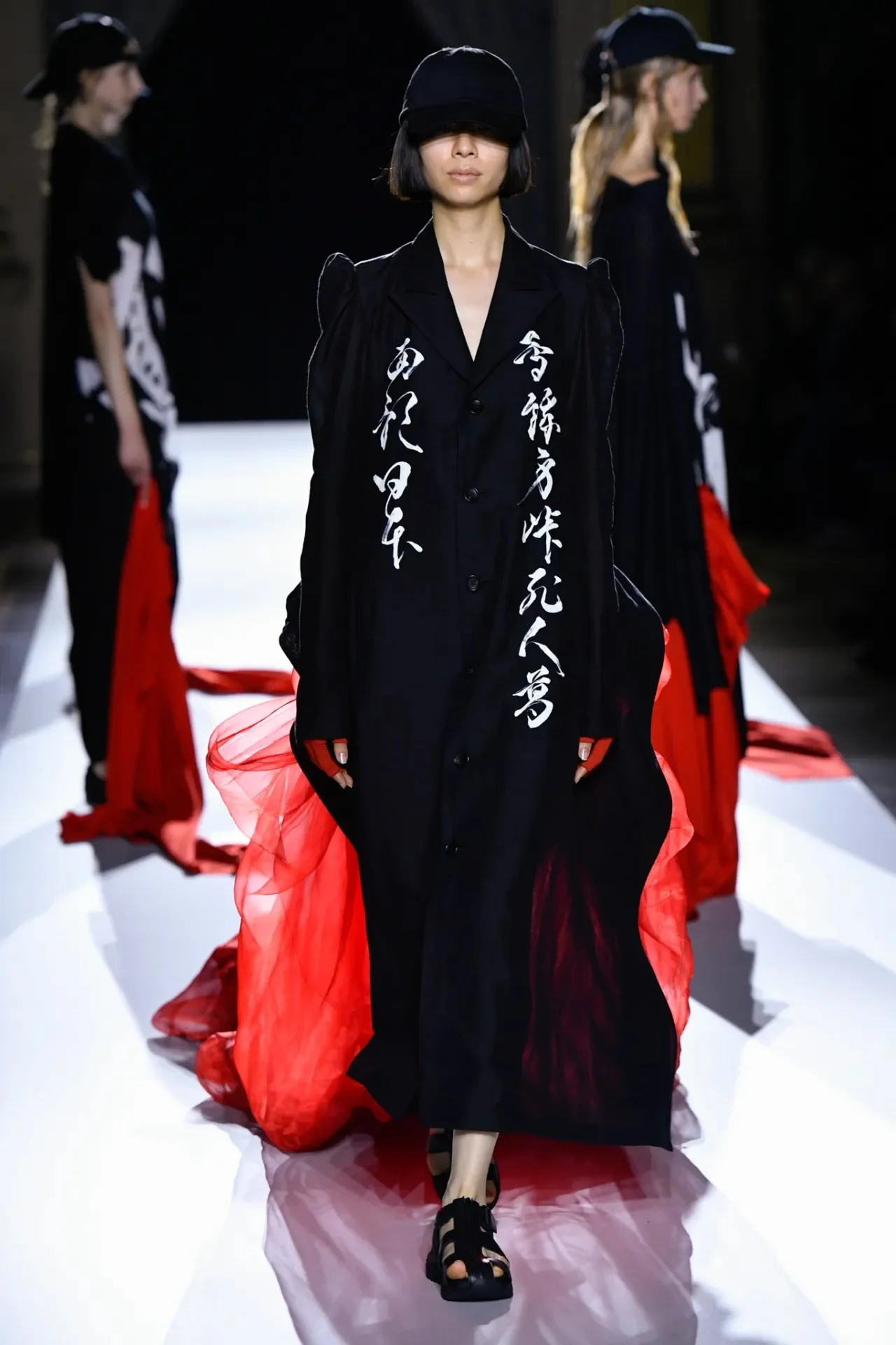 UNBALANCED COAT BLACK - Image 2